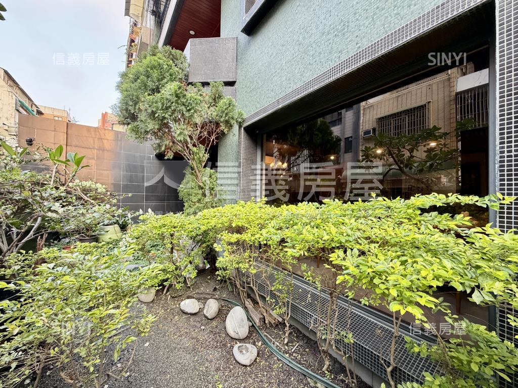 近文化中心面寬日系庭院宅房屋室內格局與周邊環境