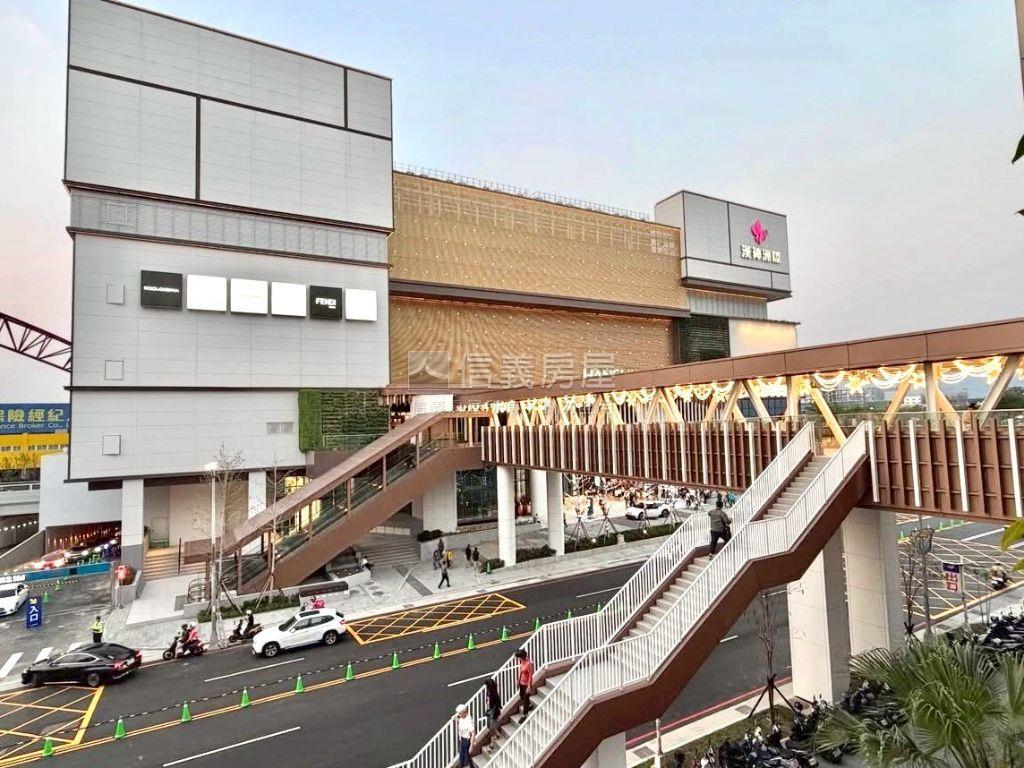 近１１期精裝３房無障礙房屋室內格局與周邊環境