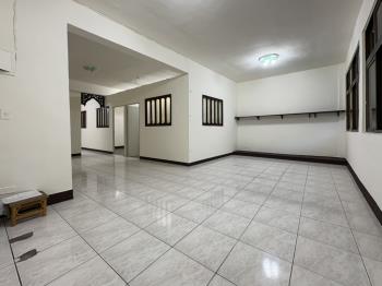 民安路上公寓大空間四房