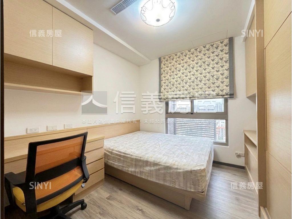 稀有釋出【文邑】三房車位房屋室內格局與周邊環境
