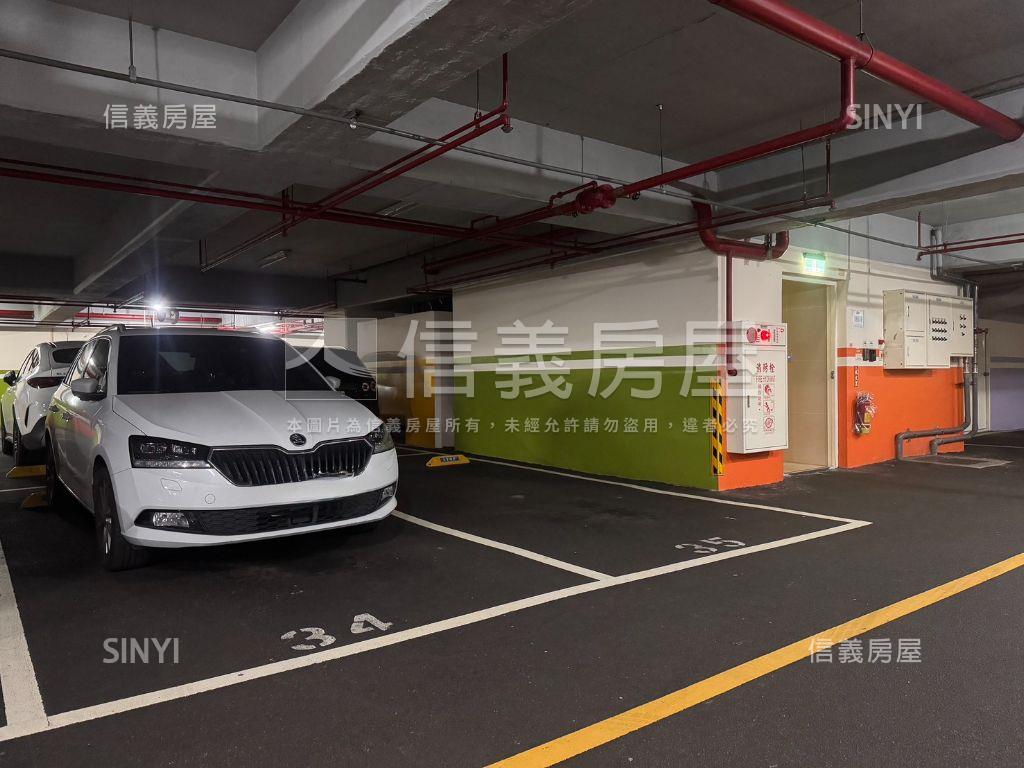稀有釋出【文邑】三房車位房屋室內格局與周邊環境