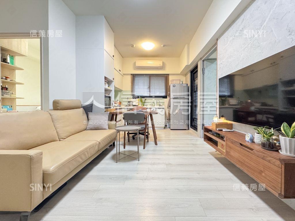 水公園裝潢美兩房房屋室內格局與周邊環境