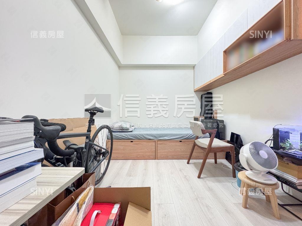 水公園裝潢美兩房房屋室內格局與周邊環境