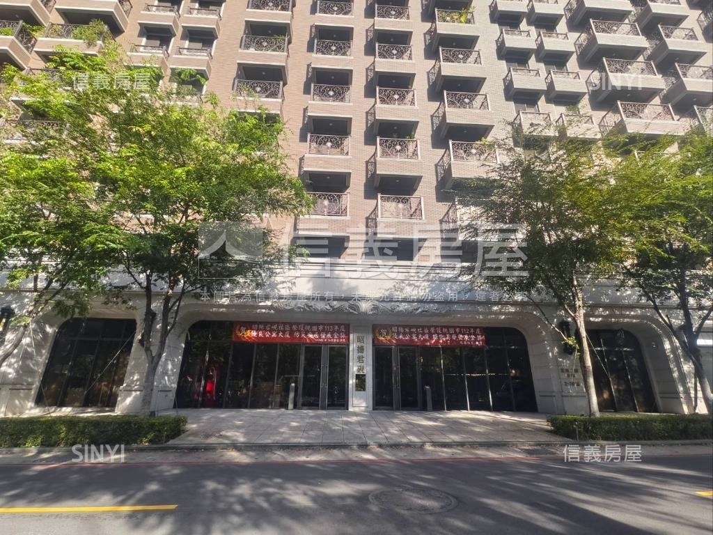 中路昭揚君硯面公園雙陽台房屋室內格局與周邊環境