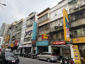 大台大黑金大路上