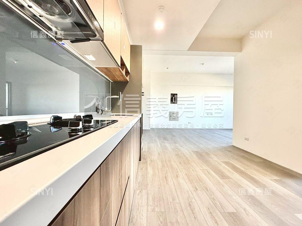 洲際ＯＮＥ採光２房平車房屋室內格局與周邊環境