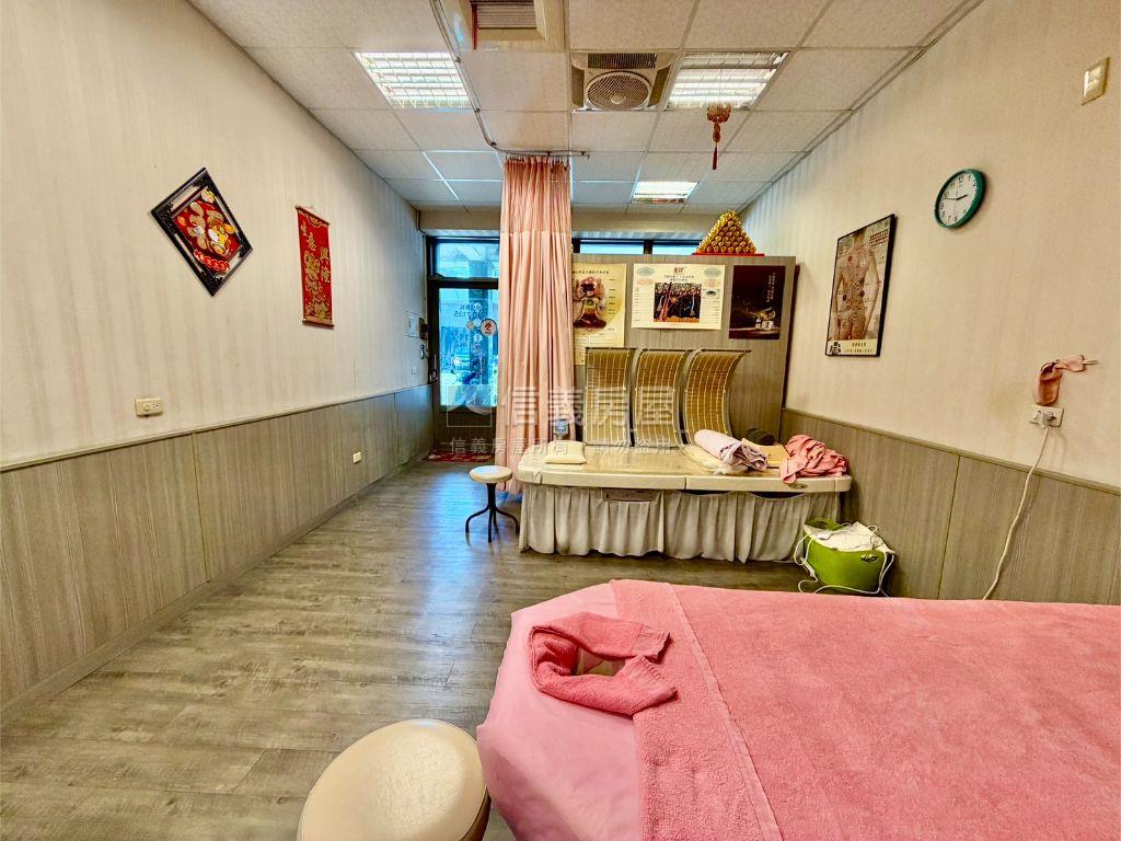 正義路騎樓透天房屋室內格局與周邊環境