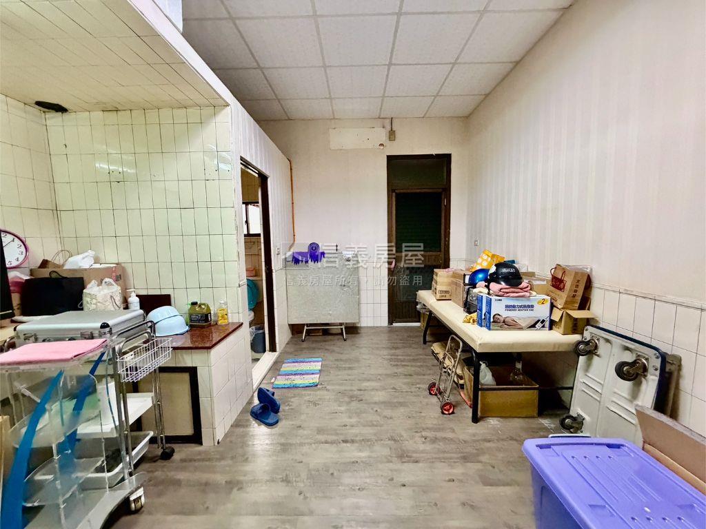 正義路騎樓透天房屋室內格局與周邊環境