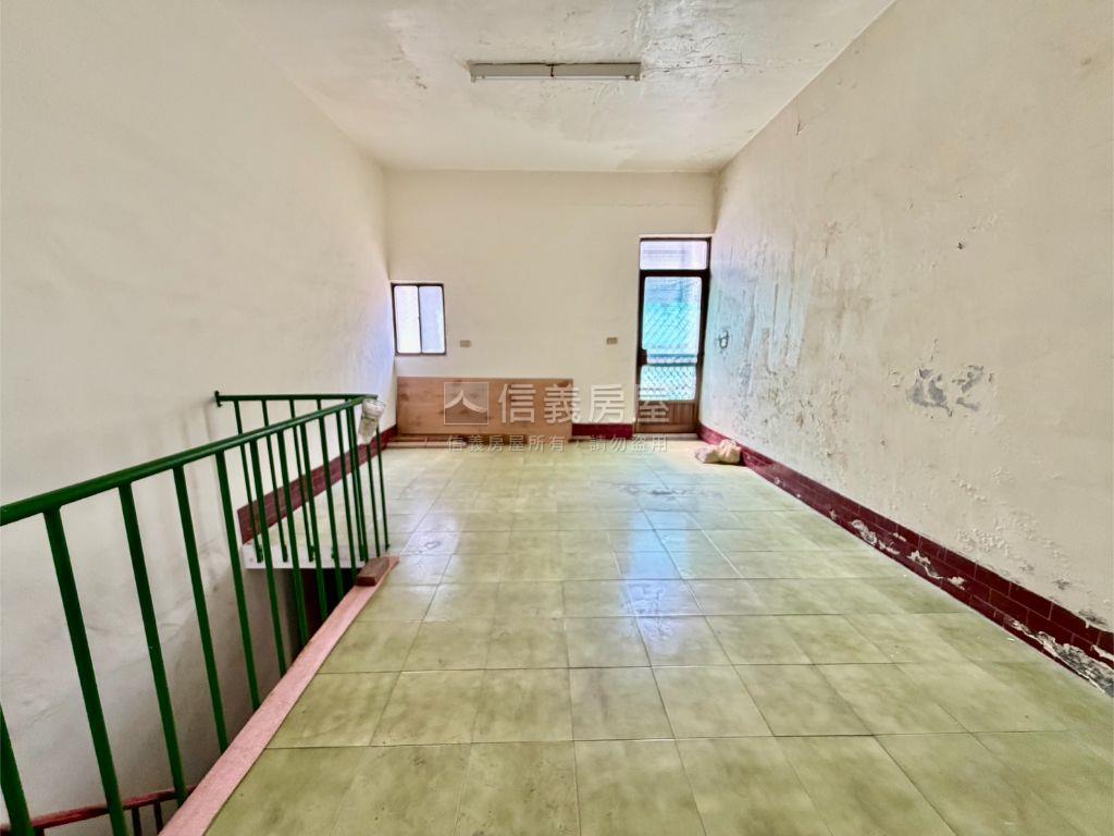 正義路騎樓透天房屋室內格局與周邊環境