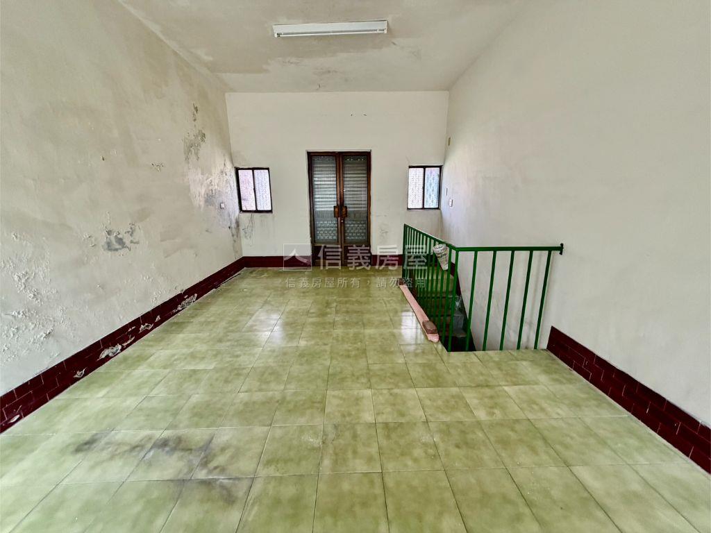 正義路騎樓透天房屋室內格局與周邊環境