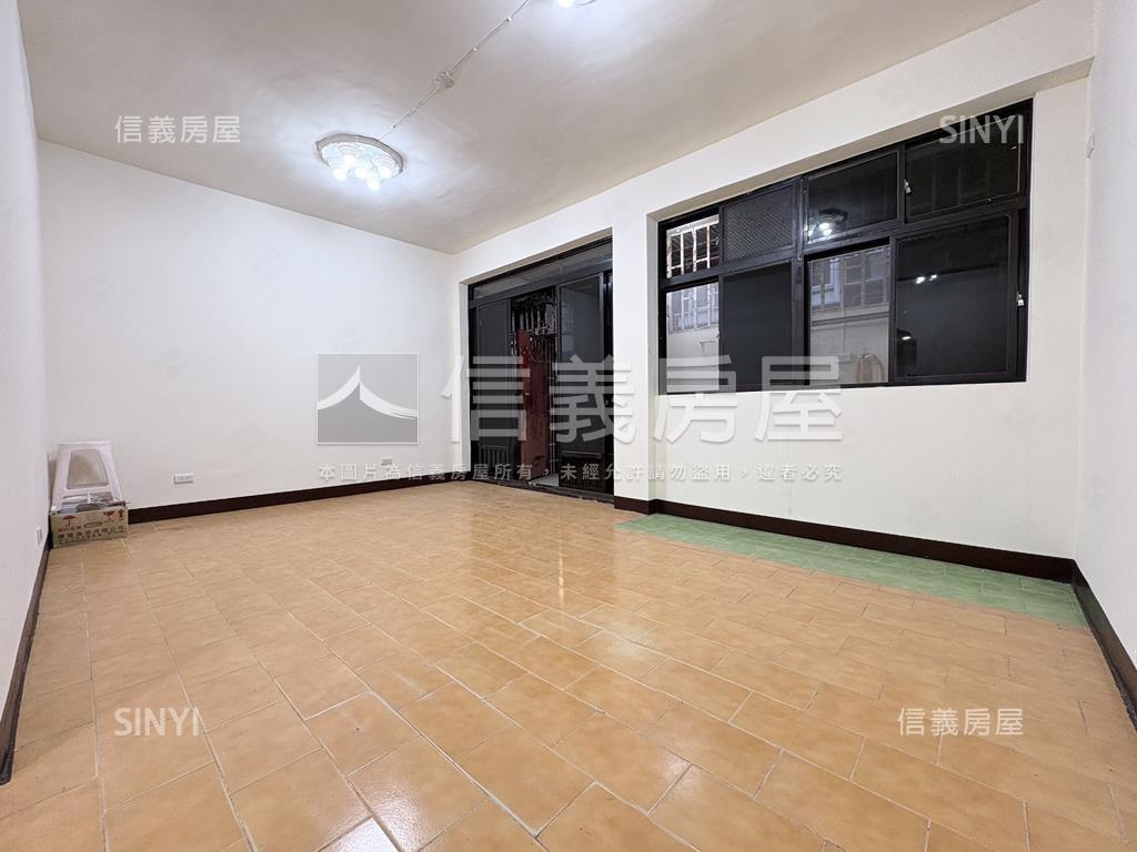 近重劃區舒適一樓房屋室內格局與周邊環境