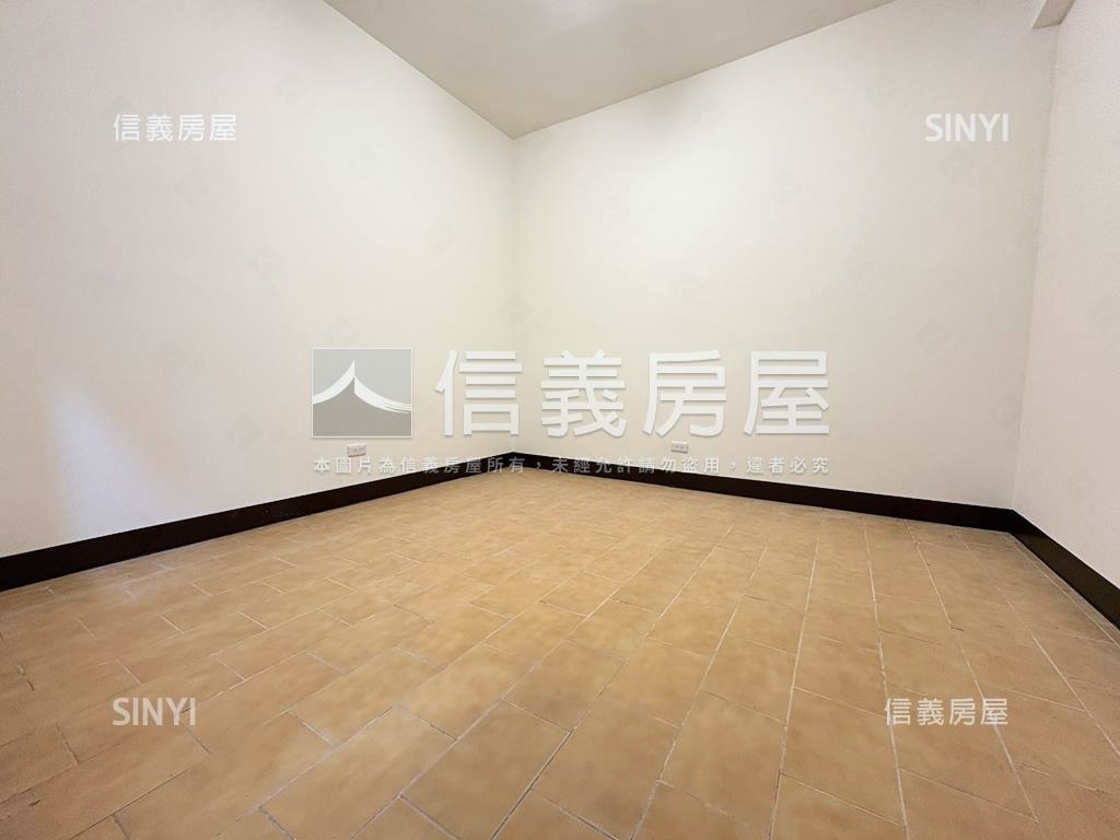 近重劃區舒適一樓房屋室內格局與周邊環境