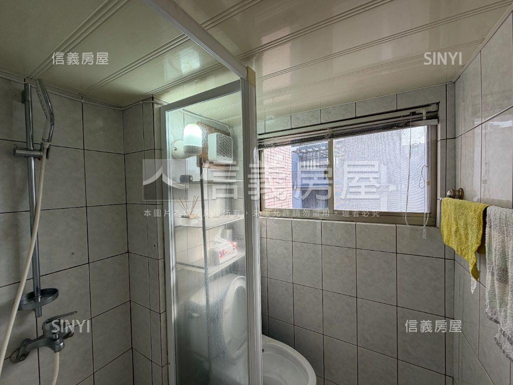 挑高邊間印象大湖房屋室內格局與周邊環境