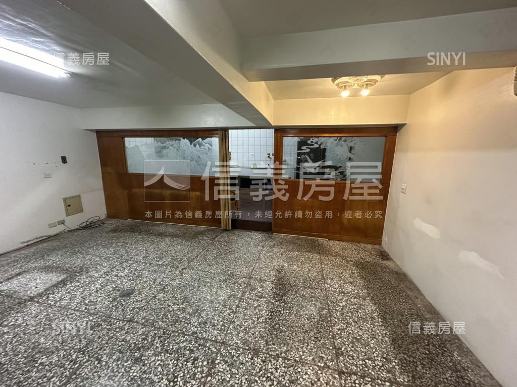 彰北大面寬邊間透天房屋室內格局與周邊環境