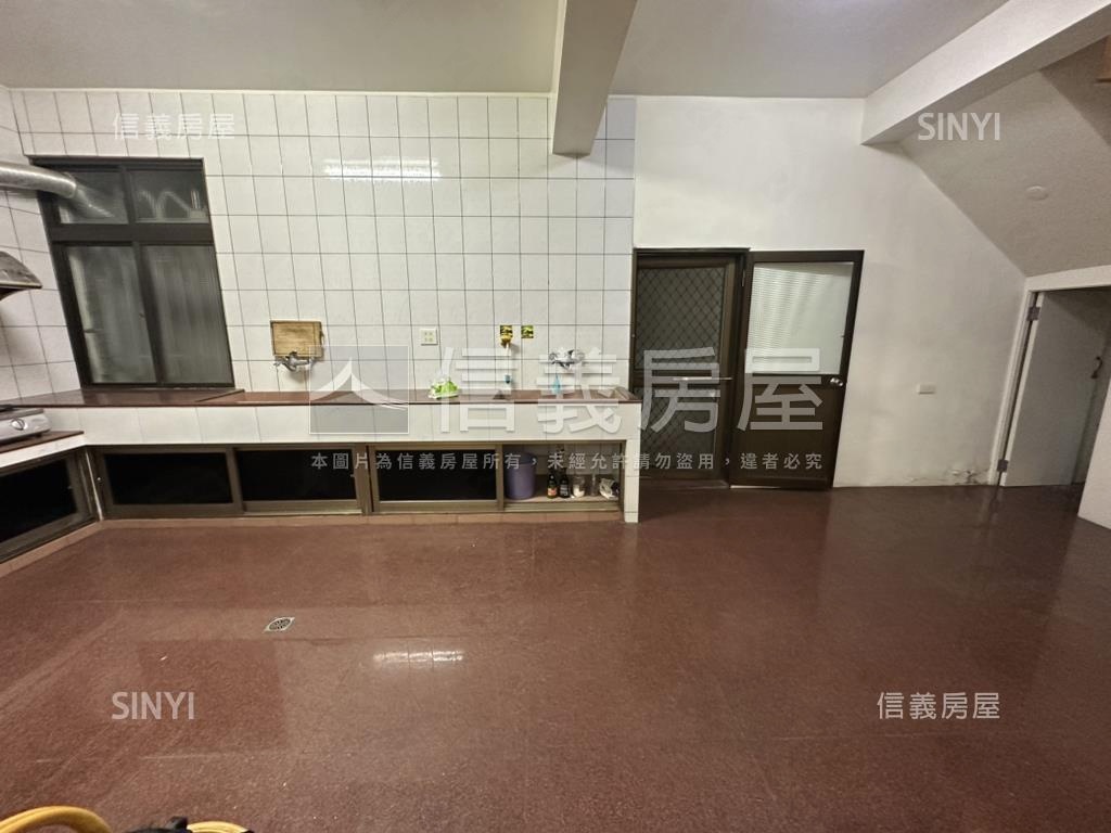 彰北大面寬邊間透天房屋室內格局與周邊環境