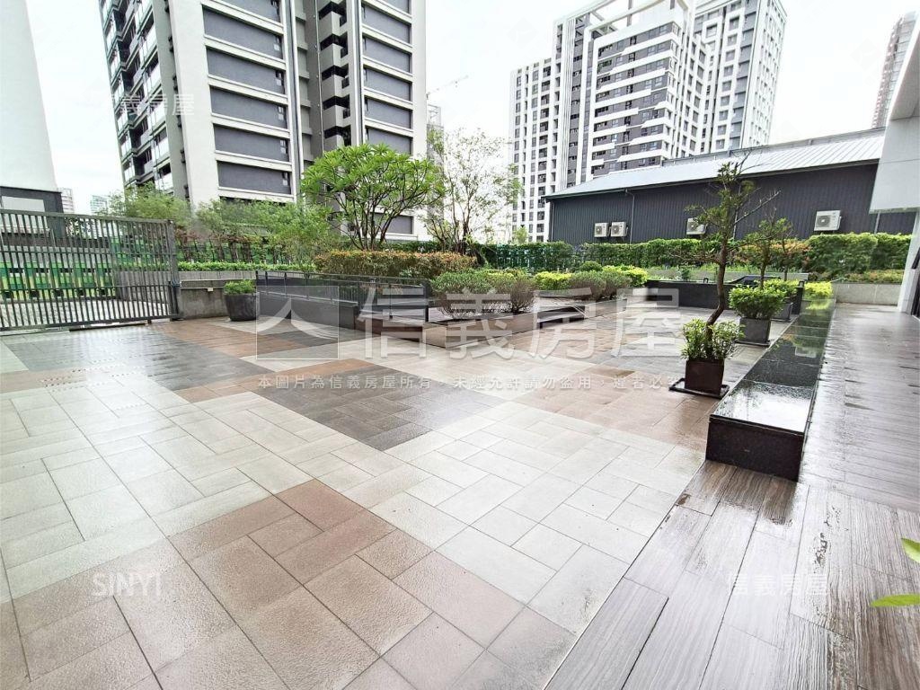 京城樂活高樓４房平車房屋室內格局與周邊環境