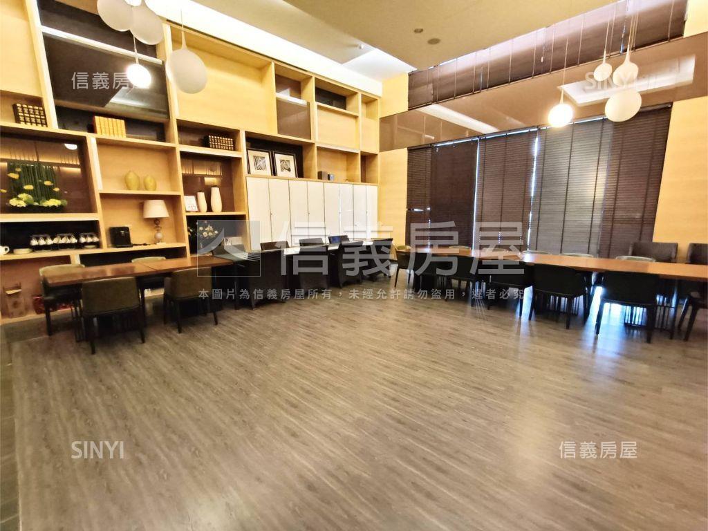 京城樂活高樓４房平車房屋室內格局與周邊環境