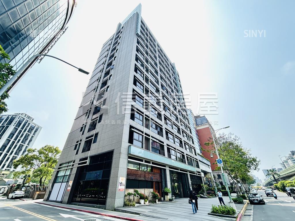 遠雄首席後棟高樓房屋室內格局與周邊環境
