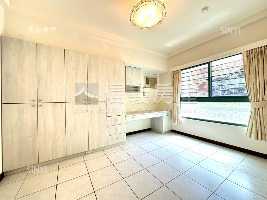 華麗大空間鋼骨電梯四房房屋室內格局與周邊環境