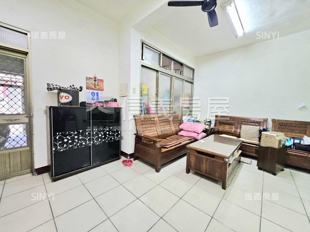 大里｜約３０坪大地坪透天房屋室內格局與周邊環境