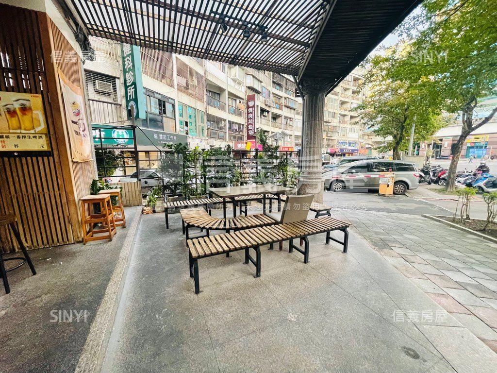 近捷運麗湖商圈面寬金店面房屋室內格局與周邊環境