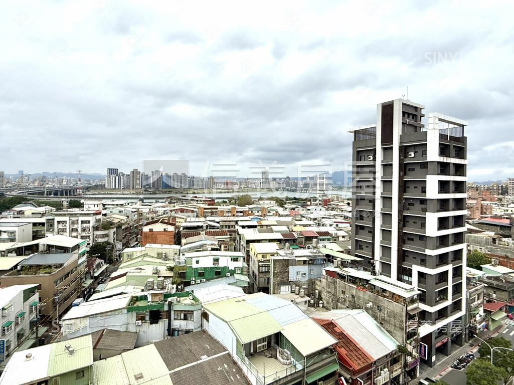 雙河匯河岸景觀電梯三房房屋室內格局與周邊環境