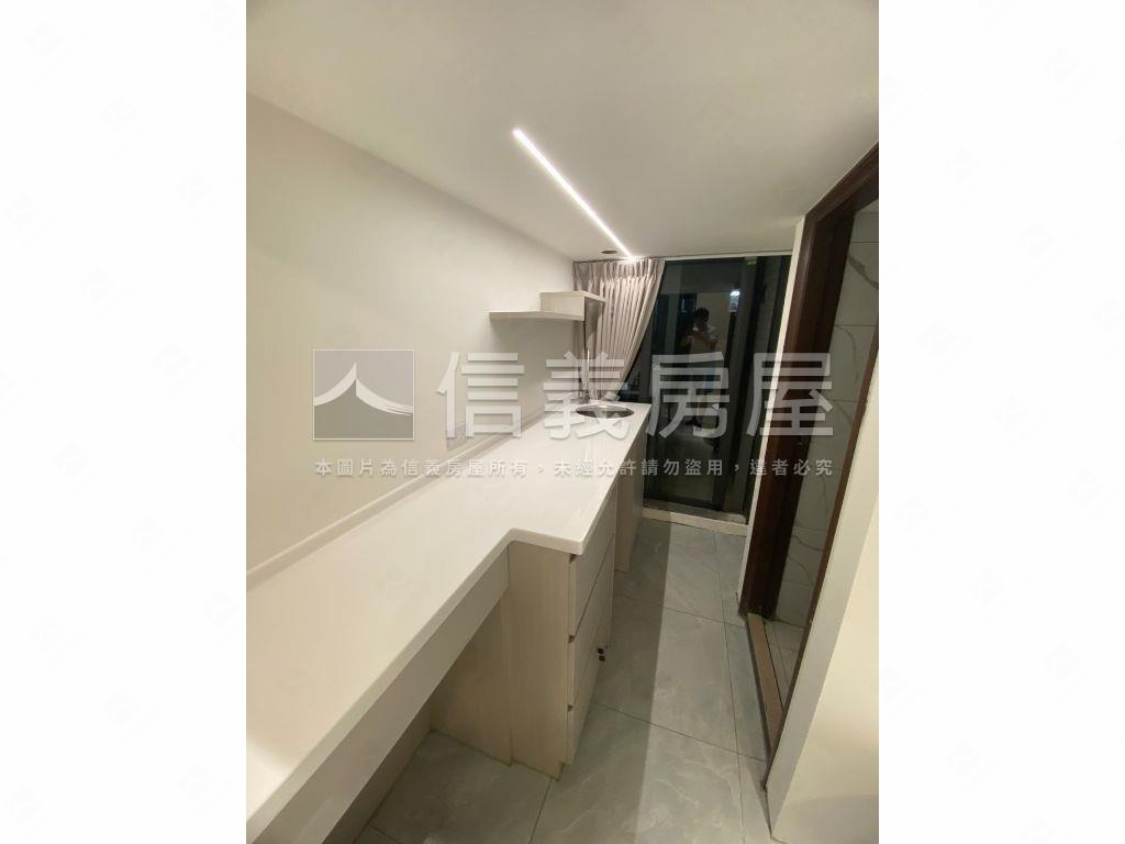 崇倫北街二樓３套房屋室內格局與周邊環境