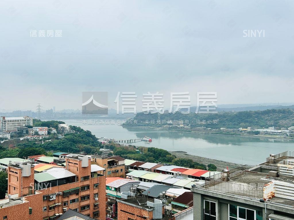 近關渡捷運站３房車位房屋室內格局與周邊環境