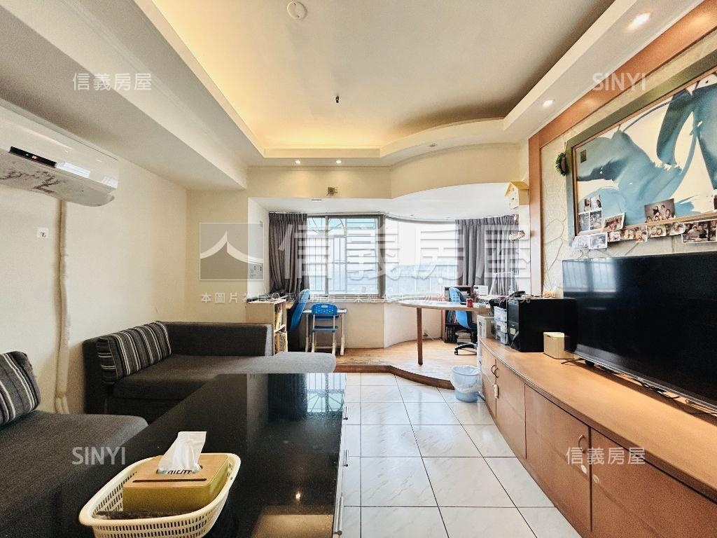 近關渡捷運站３房車位房屋室內格局與周邊環境