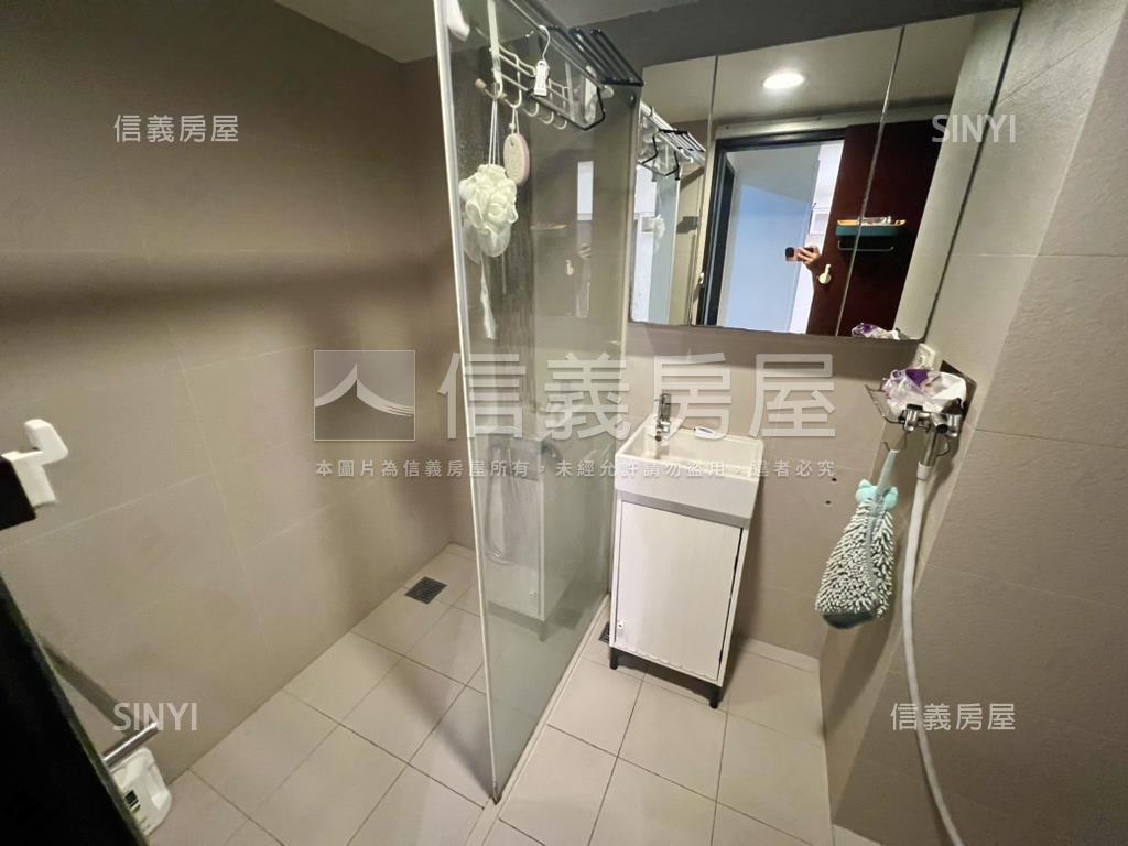 誠售超讚三房平面車位房屋室內格局與周邊環境