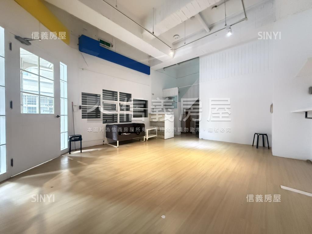 英明街三角窗金店房屋室內格局與周邊環境