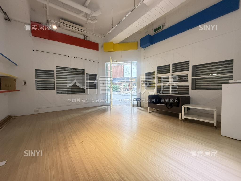 英明街三角窗金店房屋室內格局與周邊環境