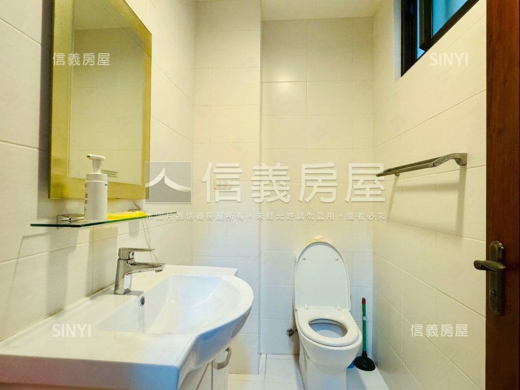 史博館臨路美裝大車墅房屋室內格局與周邊環境