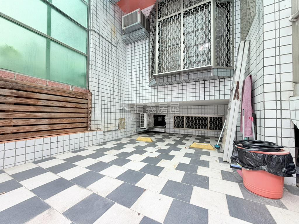 高翠路方正透天房屋室內格局與周邊環境
