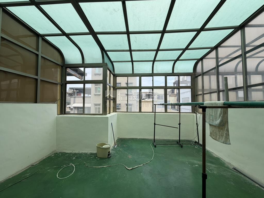 高翠路方正透天房屋室內格局與周邊環境