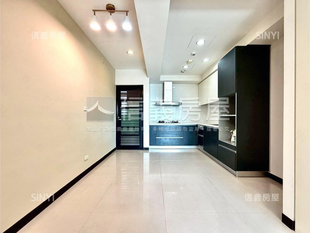 １１期日出登陽大三房平車房屋室內格局與周邊環境