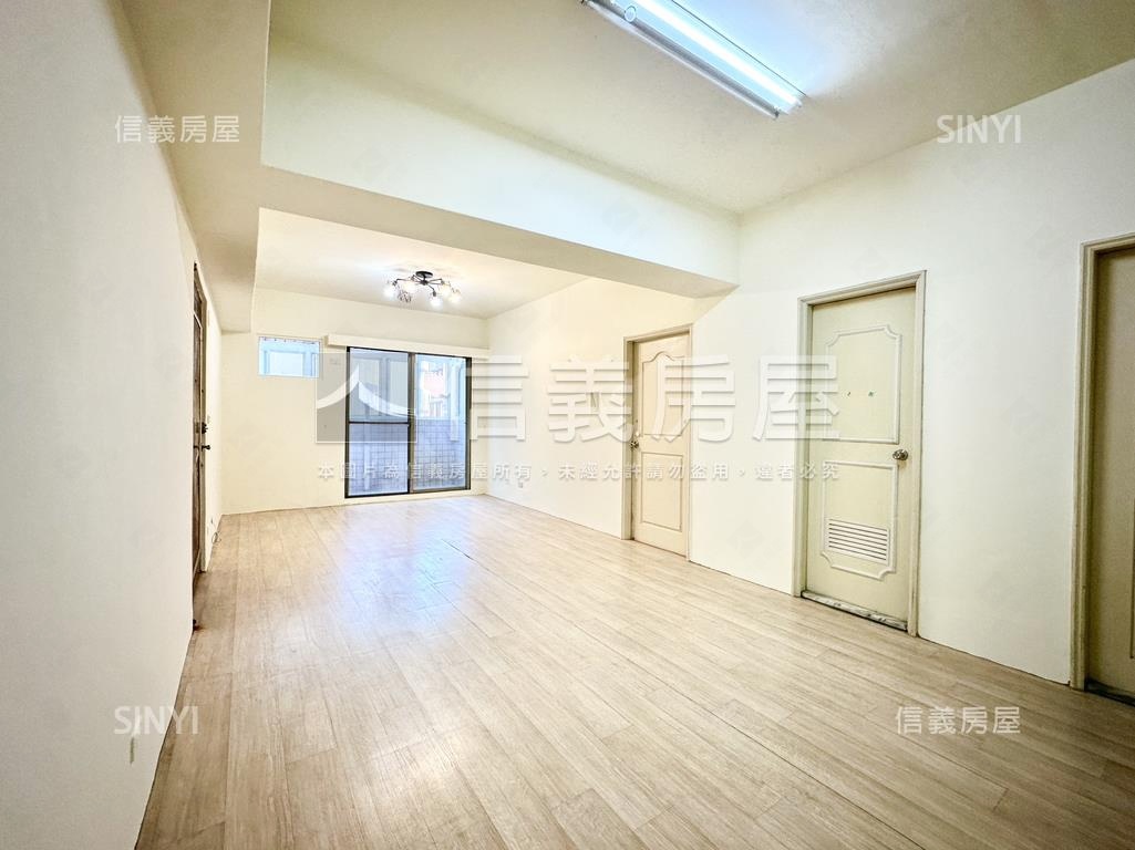 公園我家電梯四房房屋室內格局與周邊環境