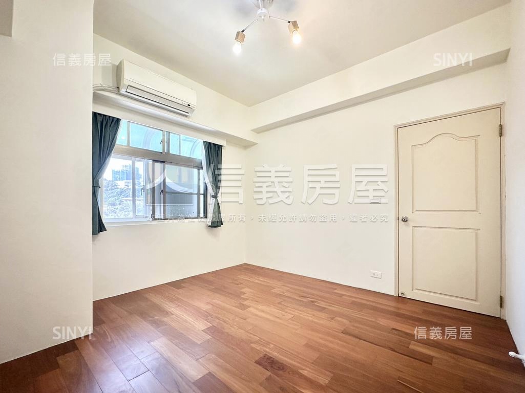 公園我家電梯四房房屋室內格局與周邊環境