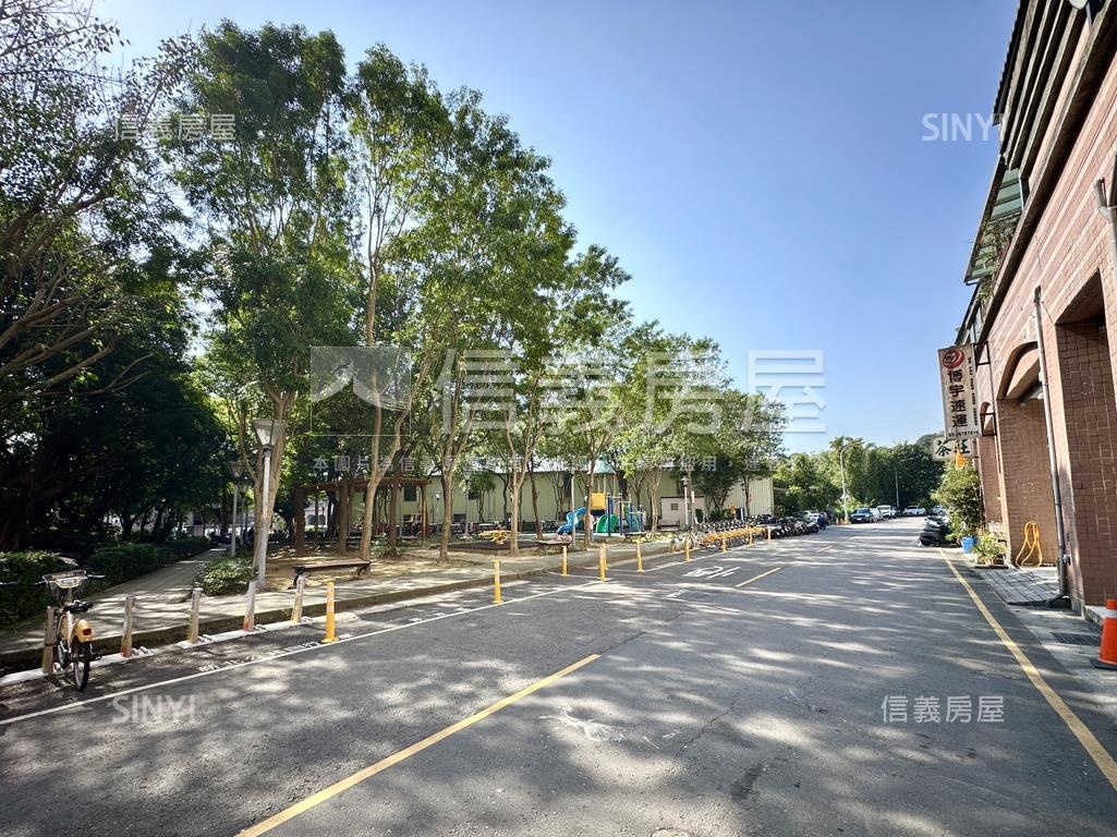 公園我家電梯四房房屋室內格局與周邊環境