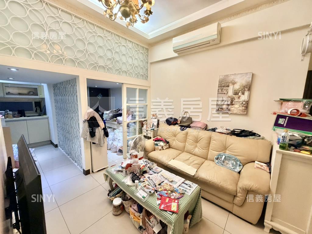 星光環邊間挑高三米六房屋室內格局與周邊環境