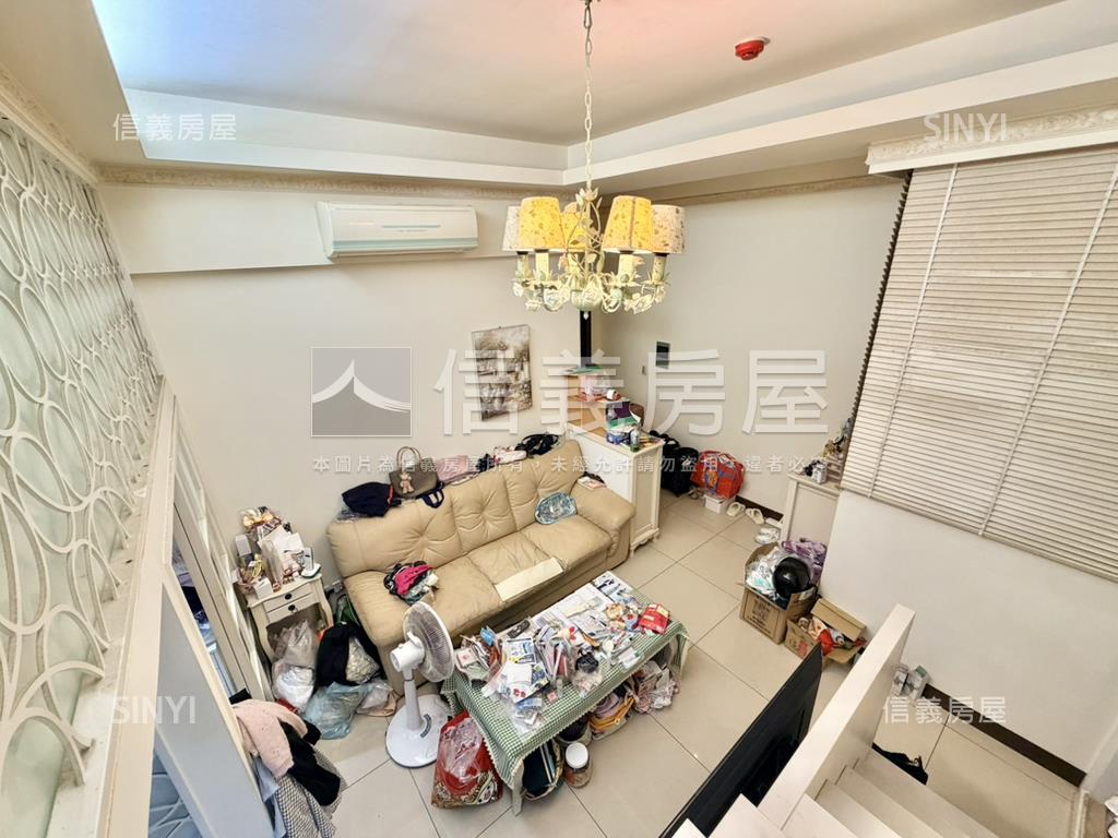 星光環邊間挑高三米六房屋室內格局與周邊環境