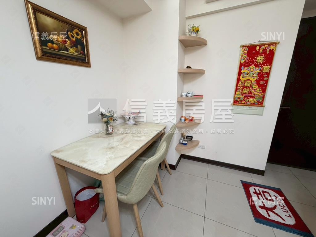 江翠ＯＮＥ採光裝潢二房房屋室內格局與周邊環境