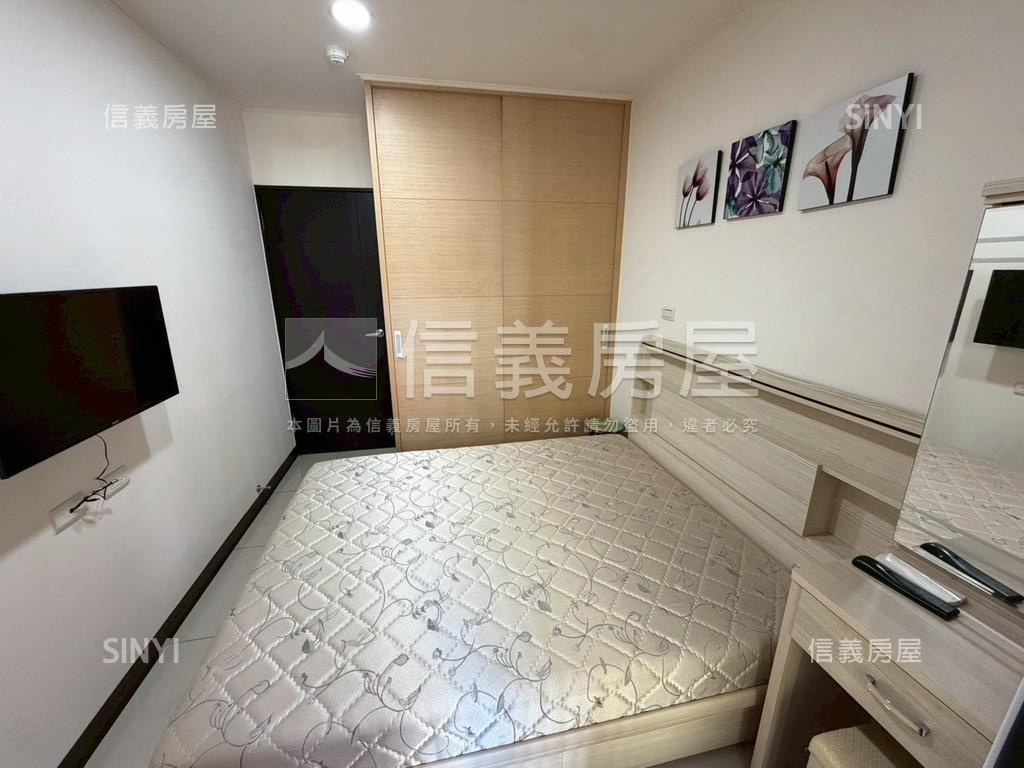 江翠ＯＮＥ採光裝潢二房房屋室內格局與周邊環境