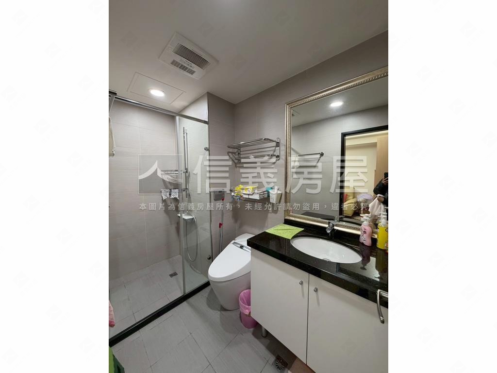 江翠ＯＮＥ採光裝潢二房房屋室內格局與周邊環境