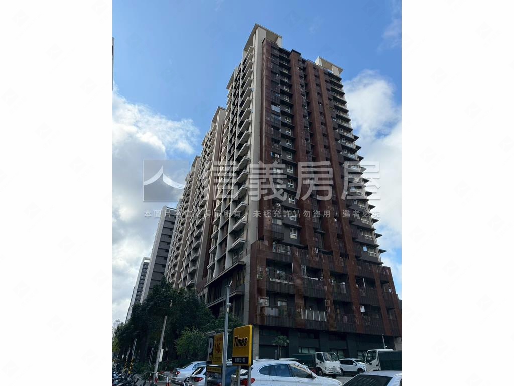 江翠ＯＮＥ採光裝潢二房房屋室內格局與周邊環境