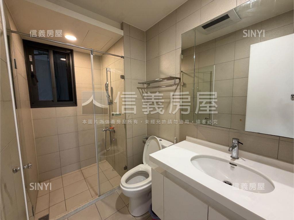 大毅讚幸福雙平車位帝王戶房屋室內格局與周邊環境