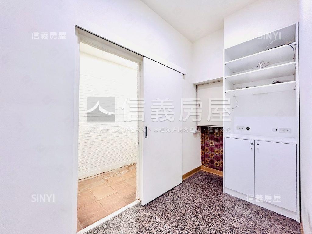 專任！上安路朝南整棟透店房屋室內格局與周邊環境