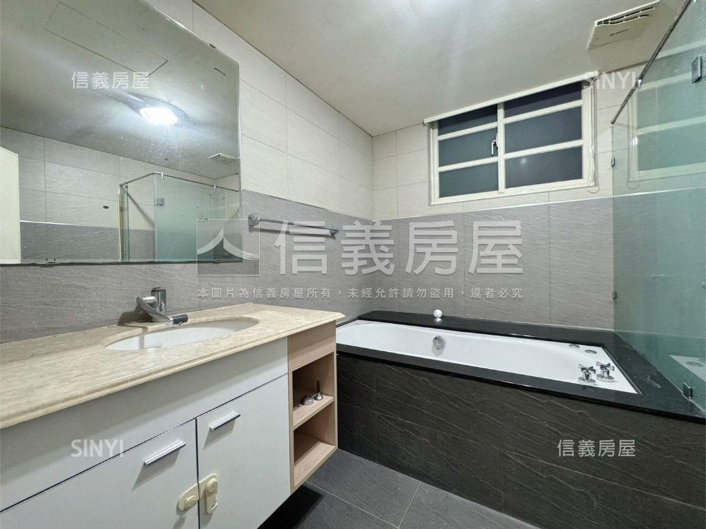 專任！上安路朝南整棟透店房屋室內格局與周邊環境