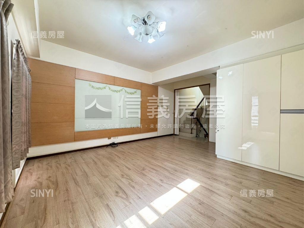 專任！上安路朝南整棟透店房屋室內格局與周邊環境