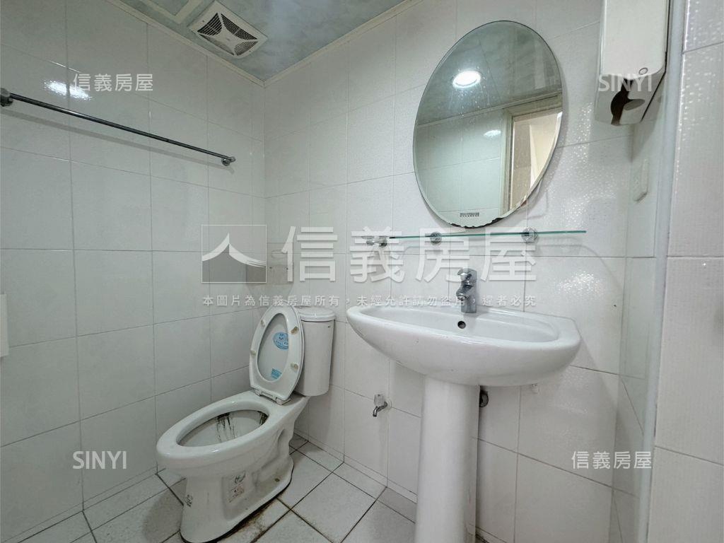 專任！上安路朝南整棟透店房屋室內格局與周邊環境